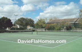 Tennis courts at Country Pines in Davie FL