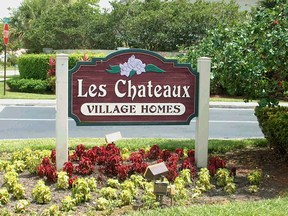 Les Chateaux Village Homes in Davie Florida