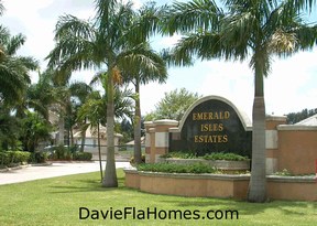 Emerald Isles Estates in Davie Florida