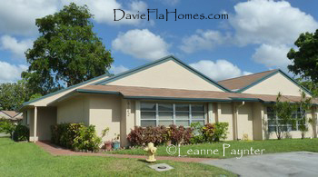 Villa at Alpine Woods Estates in Davie