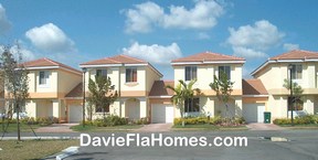 Hidden Cove townhomes in Davie Florida