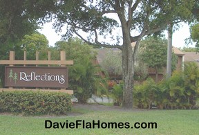 Reflections townhouses in Davie Florida